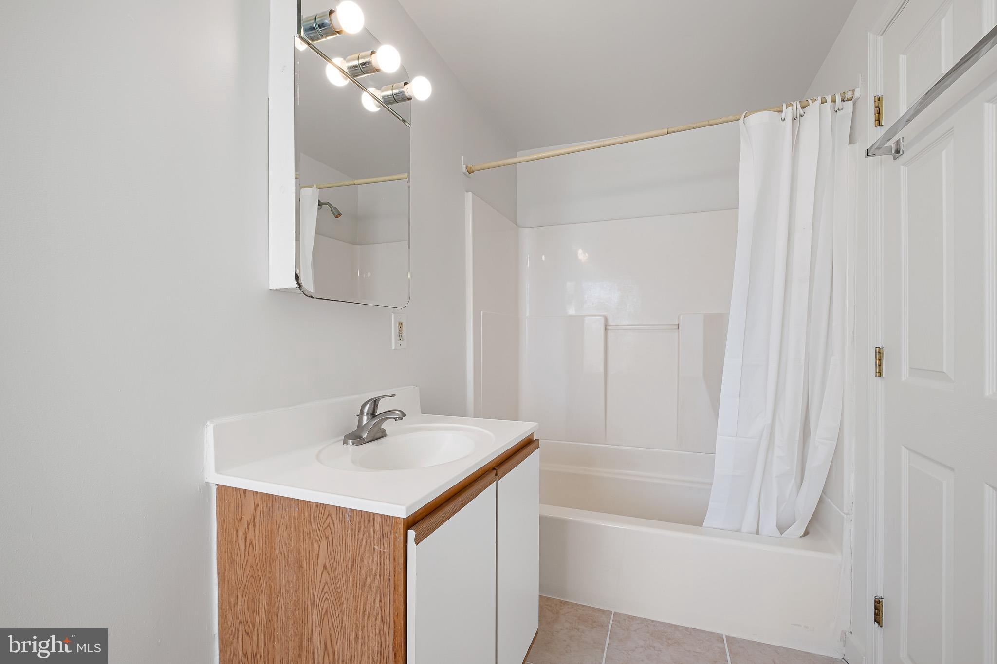 WILMINGTON - Residential