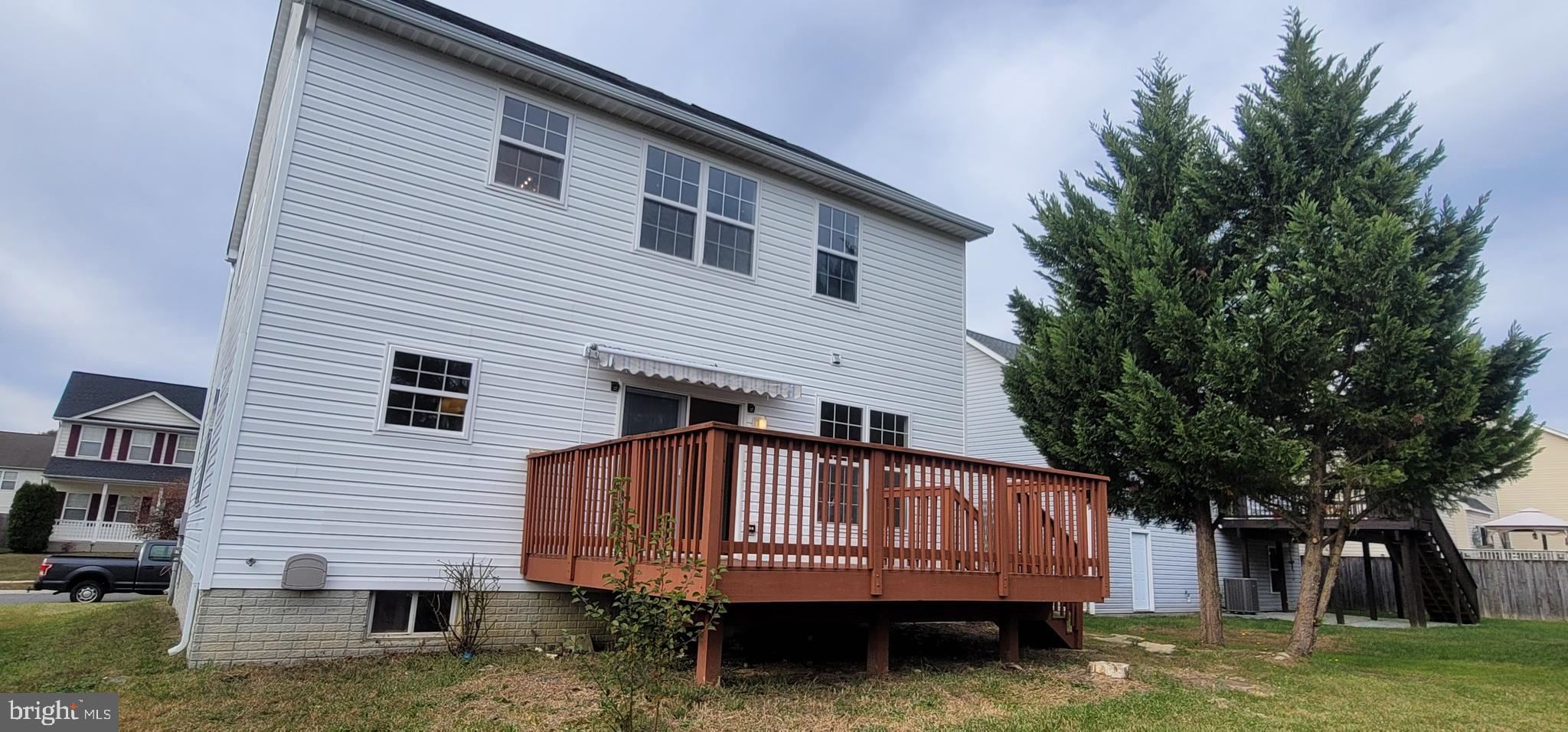 WESTBURY PUB - Residential