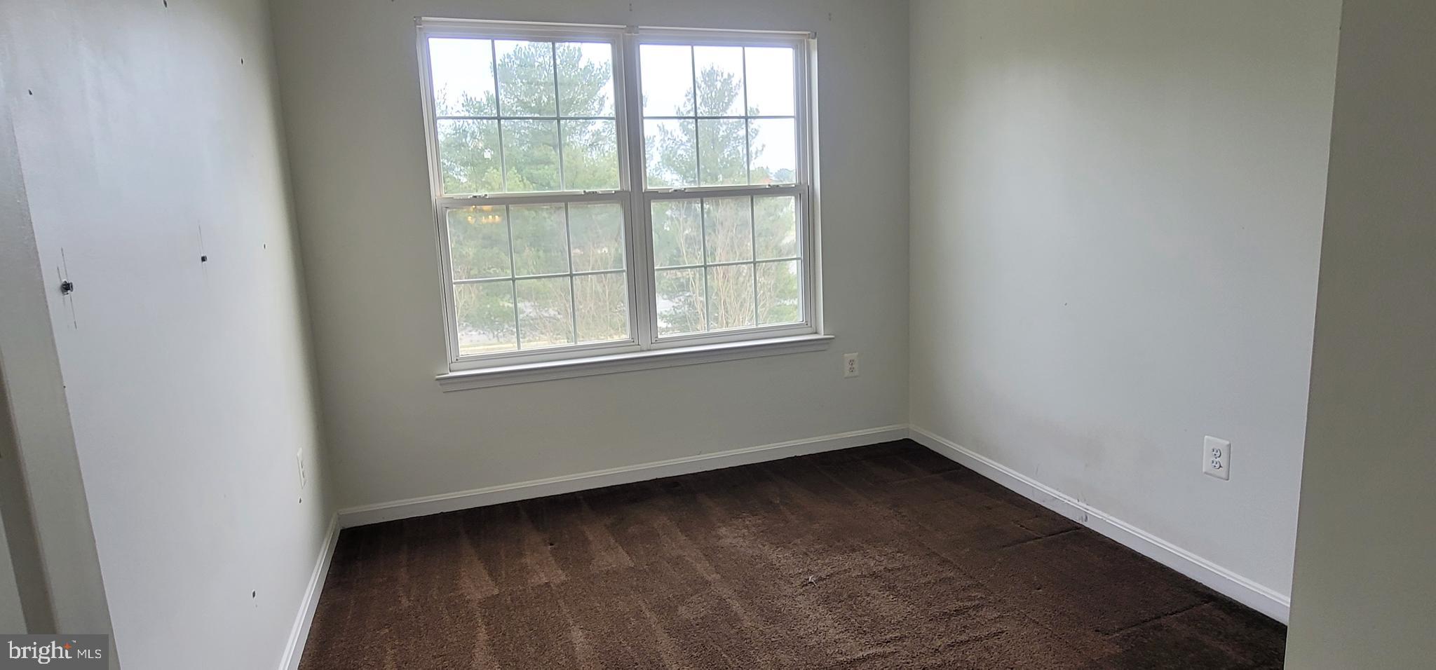 WESTBURY PUB - Residential