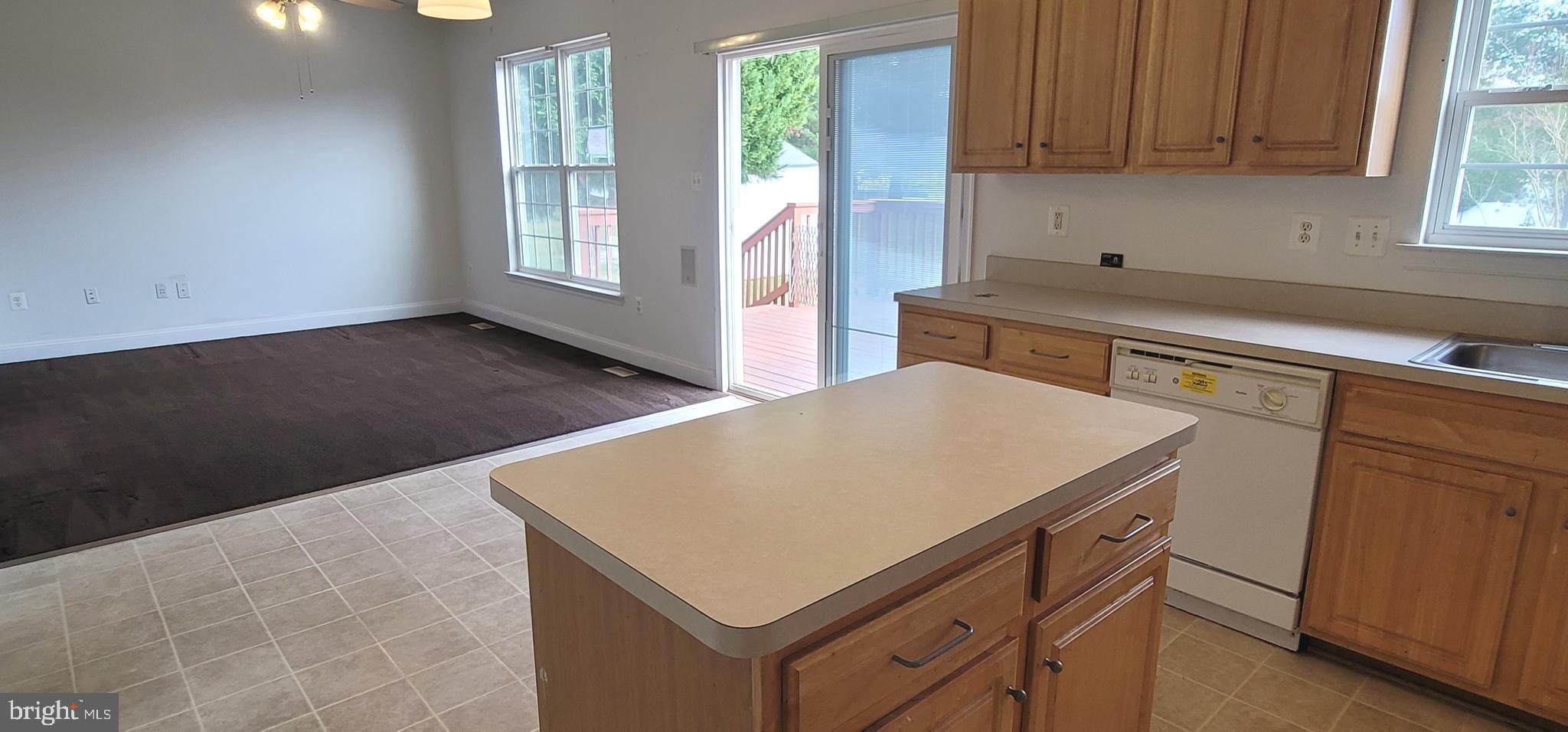 WESTBURY PUB - Residential