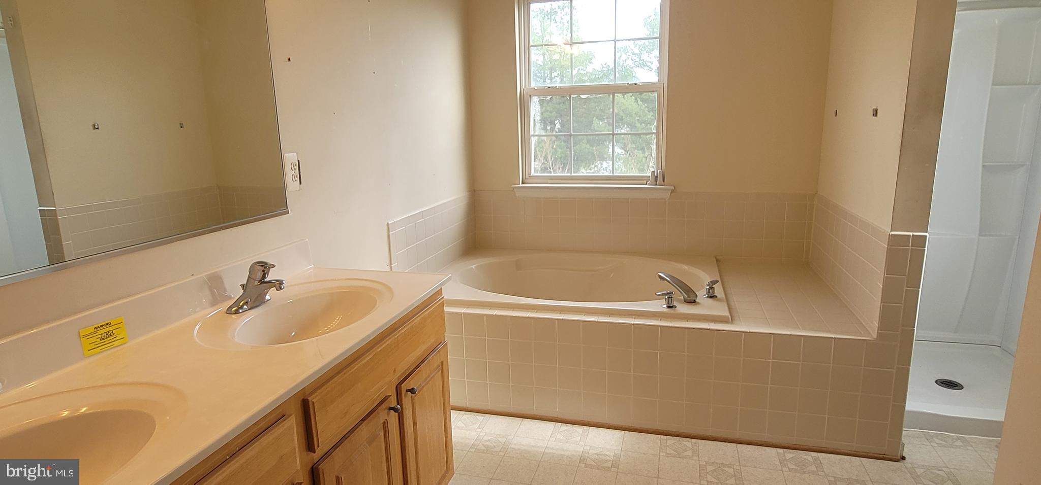 WESTBURY PUB - Residential