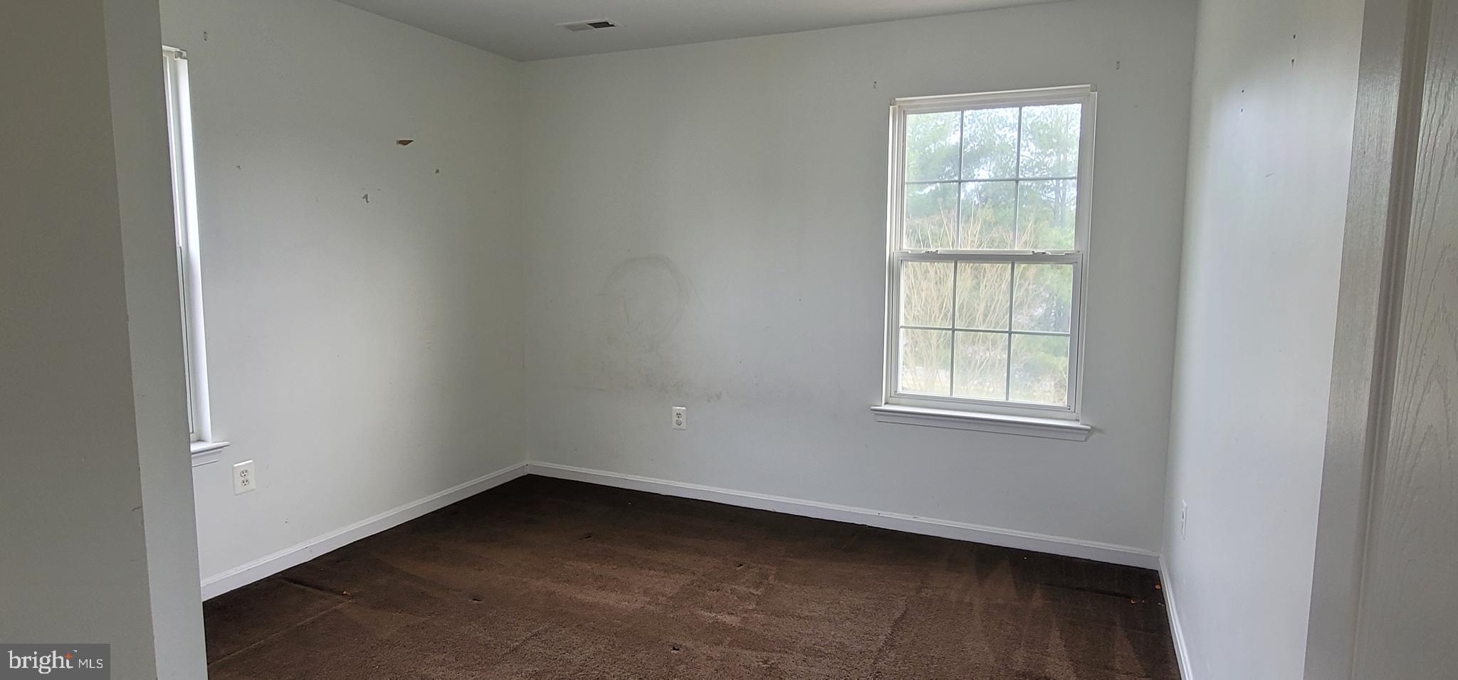 WESTBURY PUB - Residential