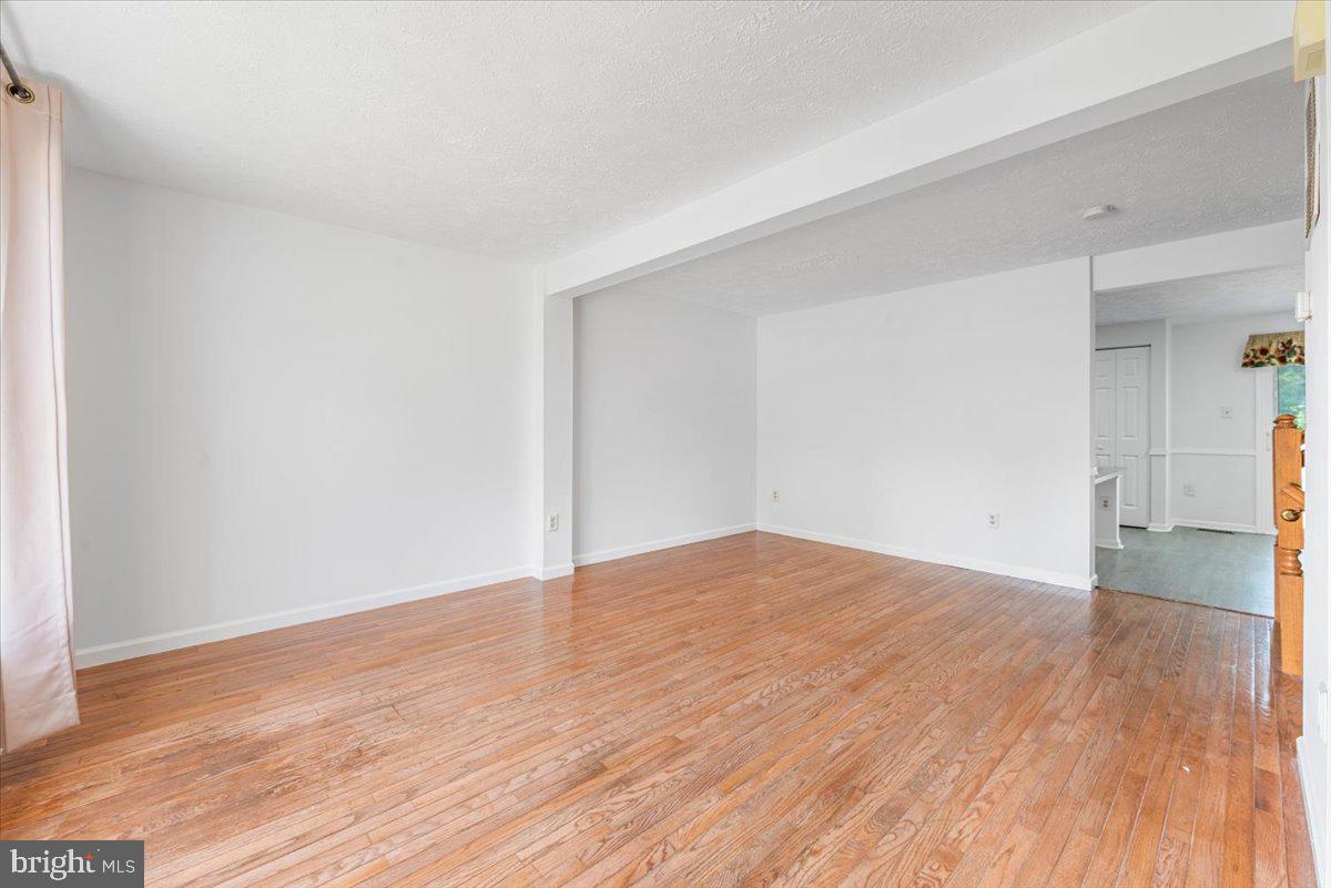 FREDERICKTOWNE VILLAGE - Residential Lease