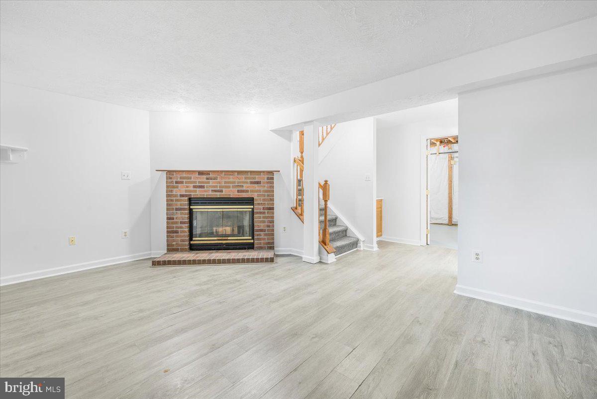 FREDERICKTOWNE VILLAGE - Residential Lease