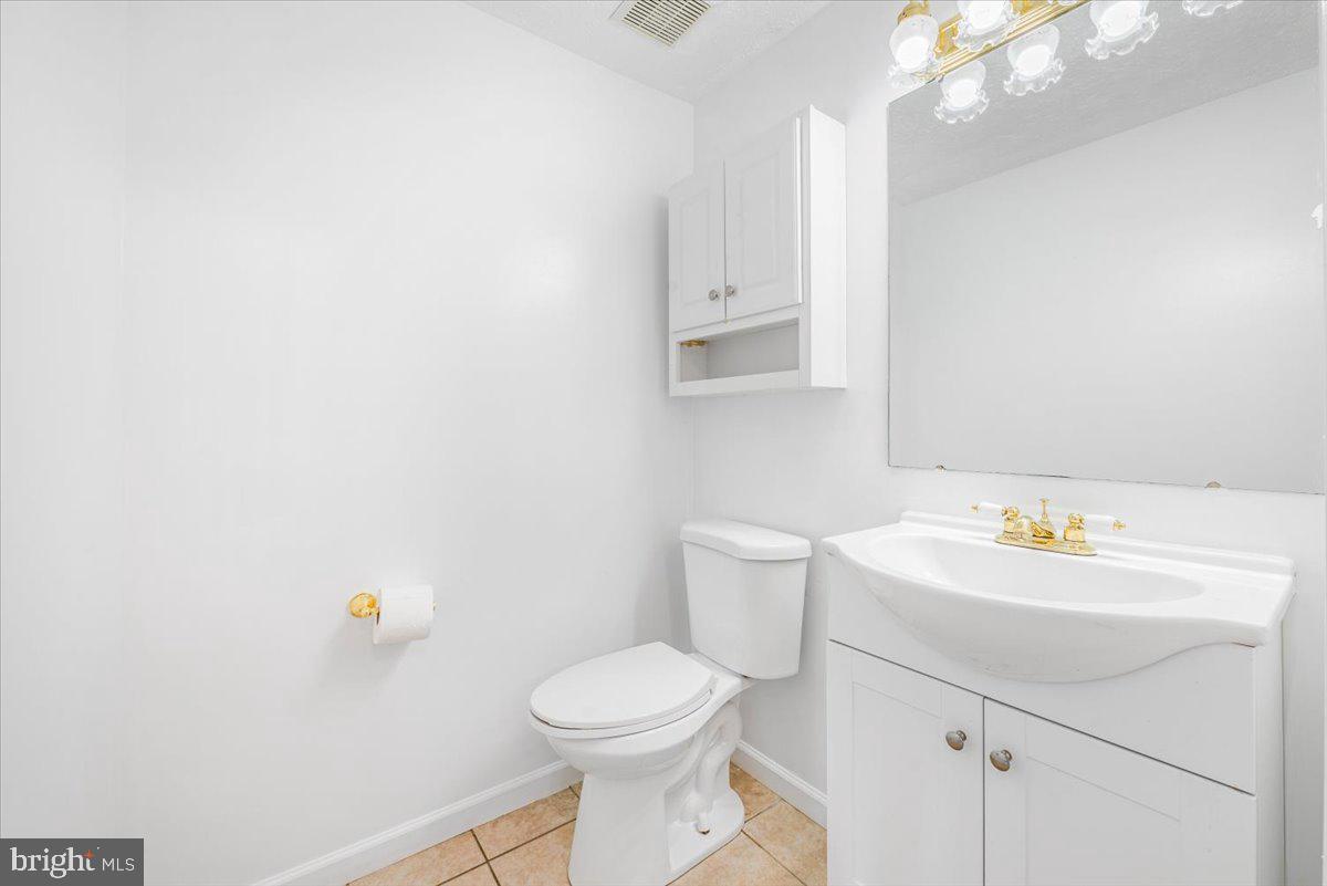 FREDERICKTOWNE VILLAGE - Residential Lease