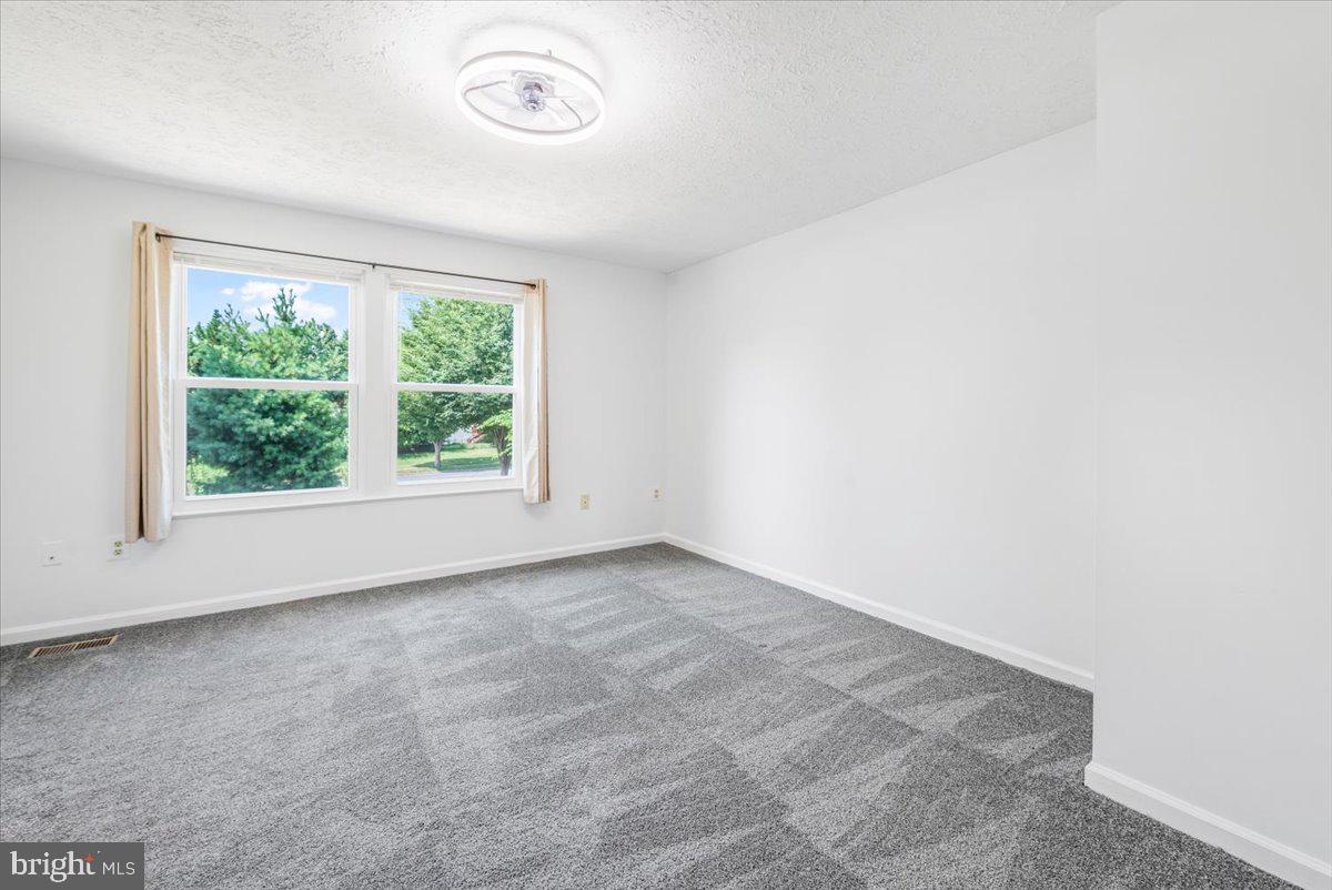 FREDERICKTOWNE VILLAGE - Residential Lease