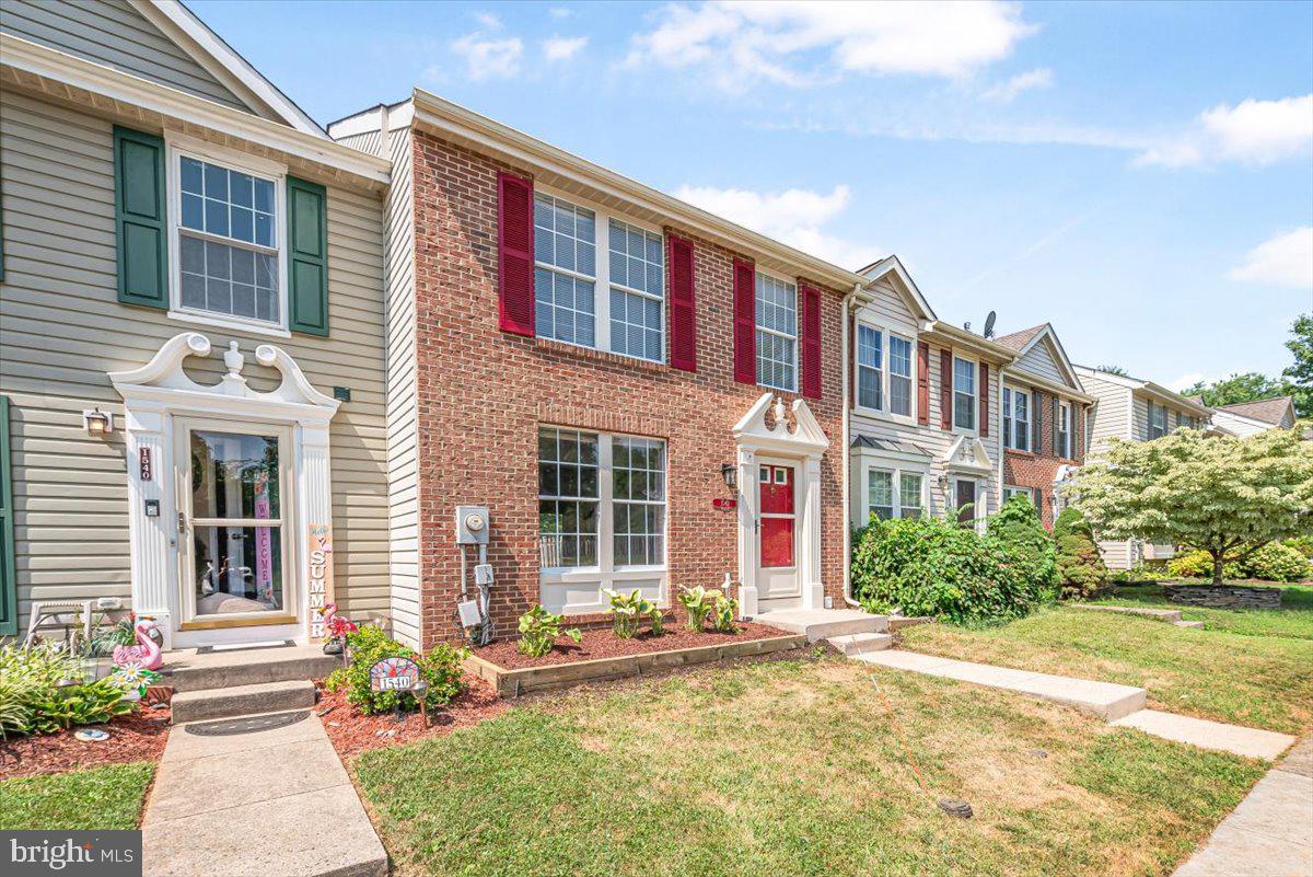 FREDERICKTOWNE VILLAGE - Residential Lease