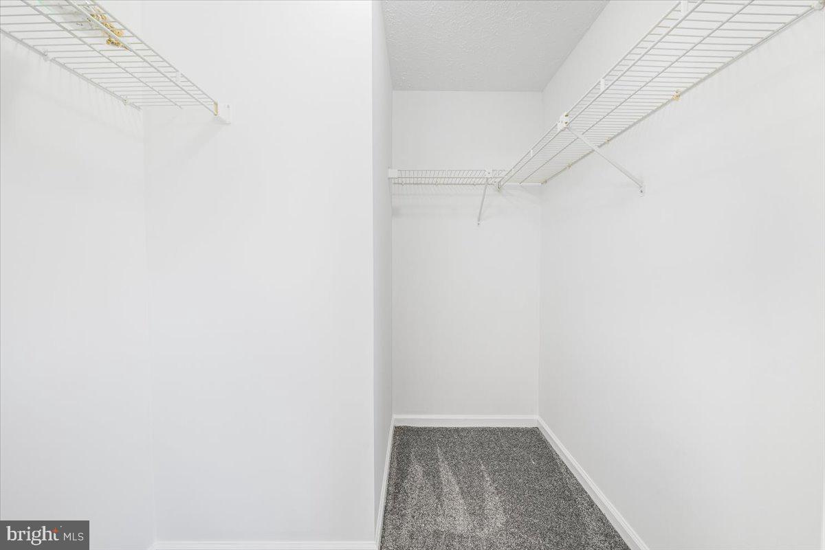 FREDERICKTOWNE VILLAGE - Residential Lease