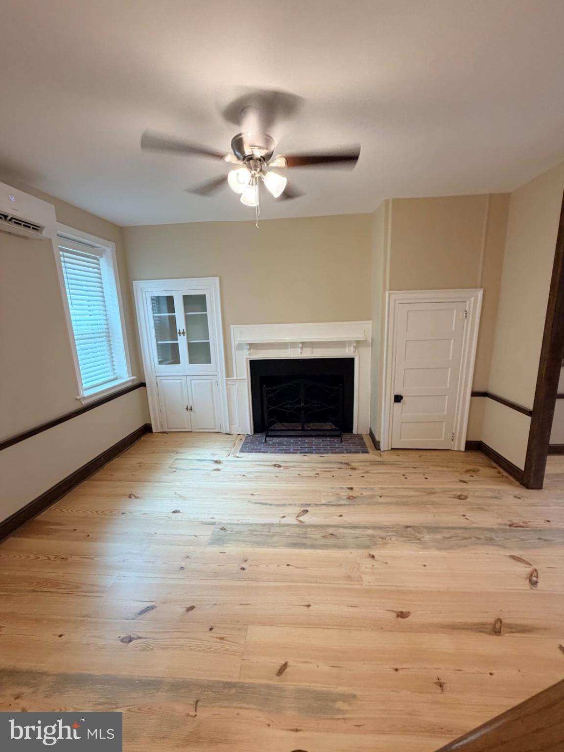 121 E UNION STREET