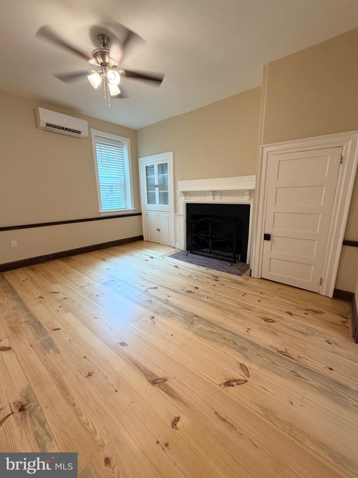 121 E UNION STREET