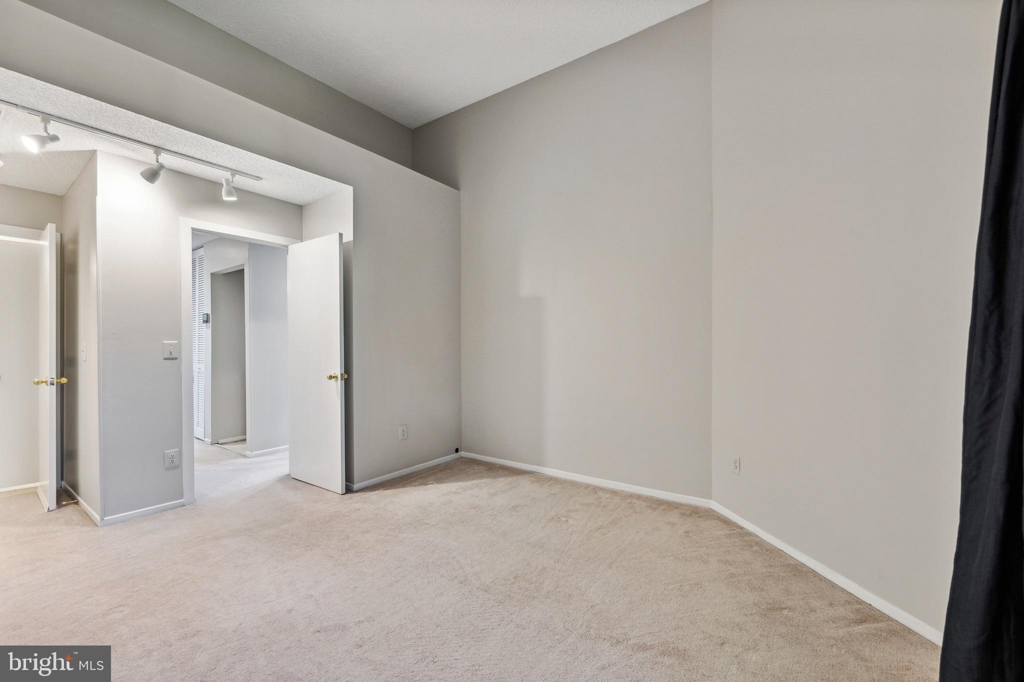 SUMMERRIDGE - Residential