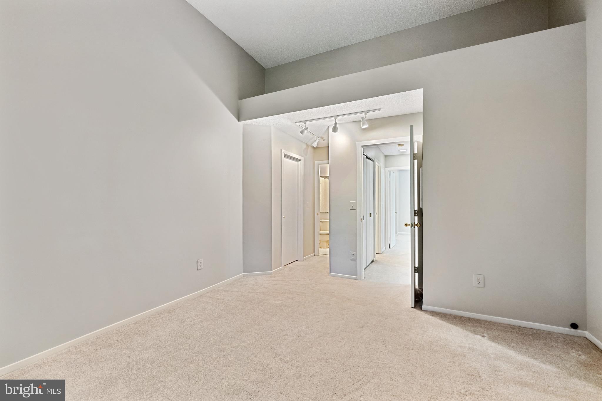 SUMMERRIDGE - Residential