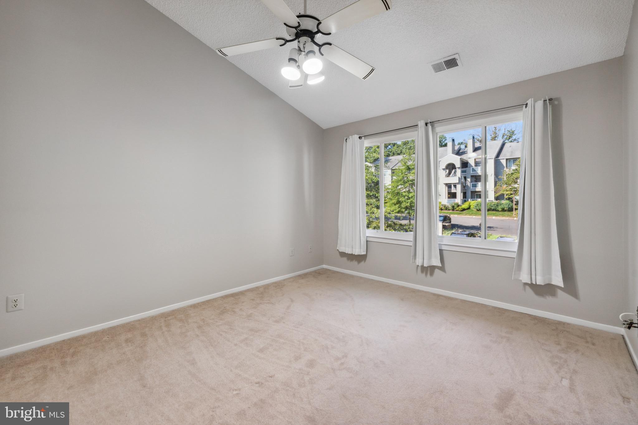 SUMMERRIDGE - Residential