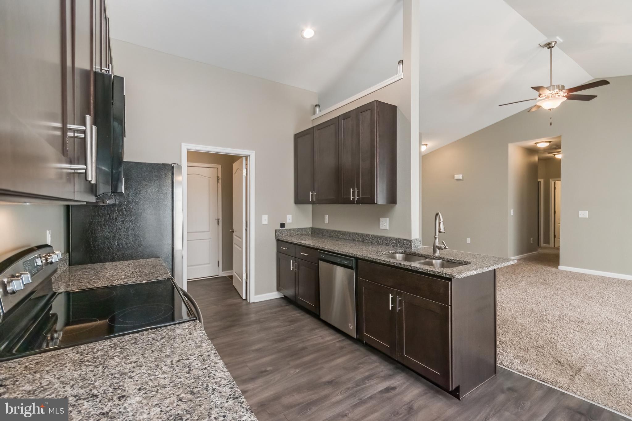 VINEYARDS - Residential