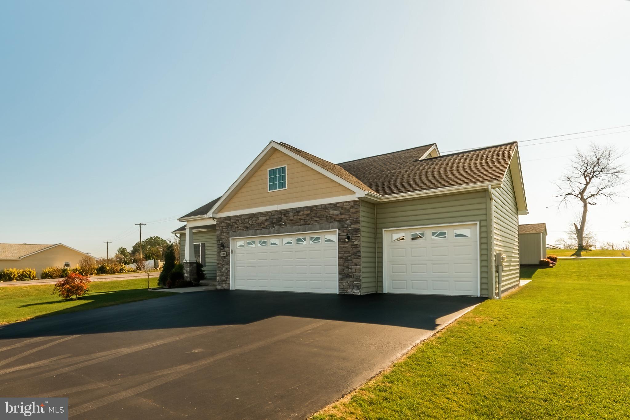 VINEYARDS - Residential