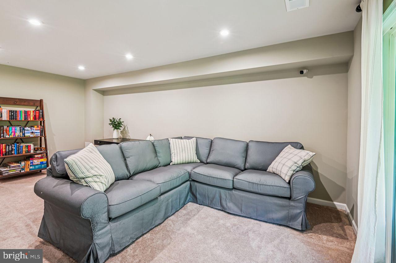 CEDAR HILL - Residential