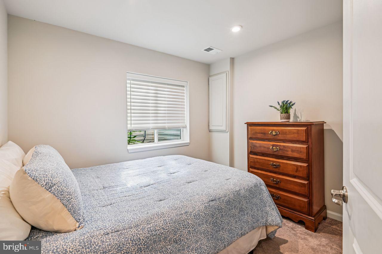 CEDAR HILL - Residential
