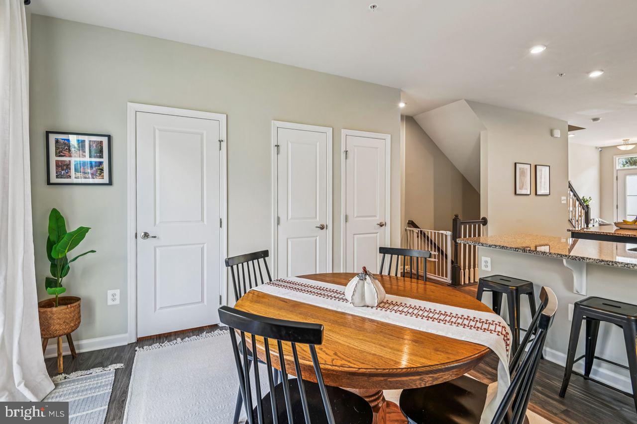 CEDAR HILL - Residential