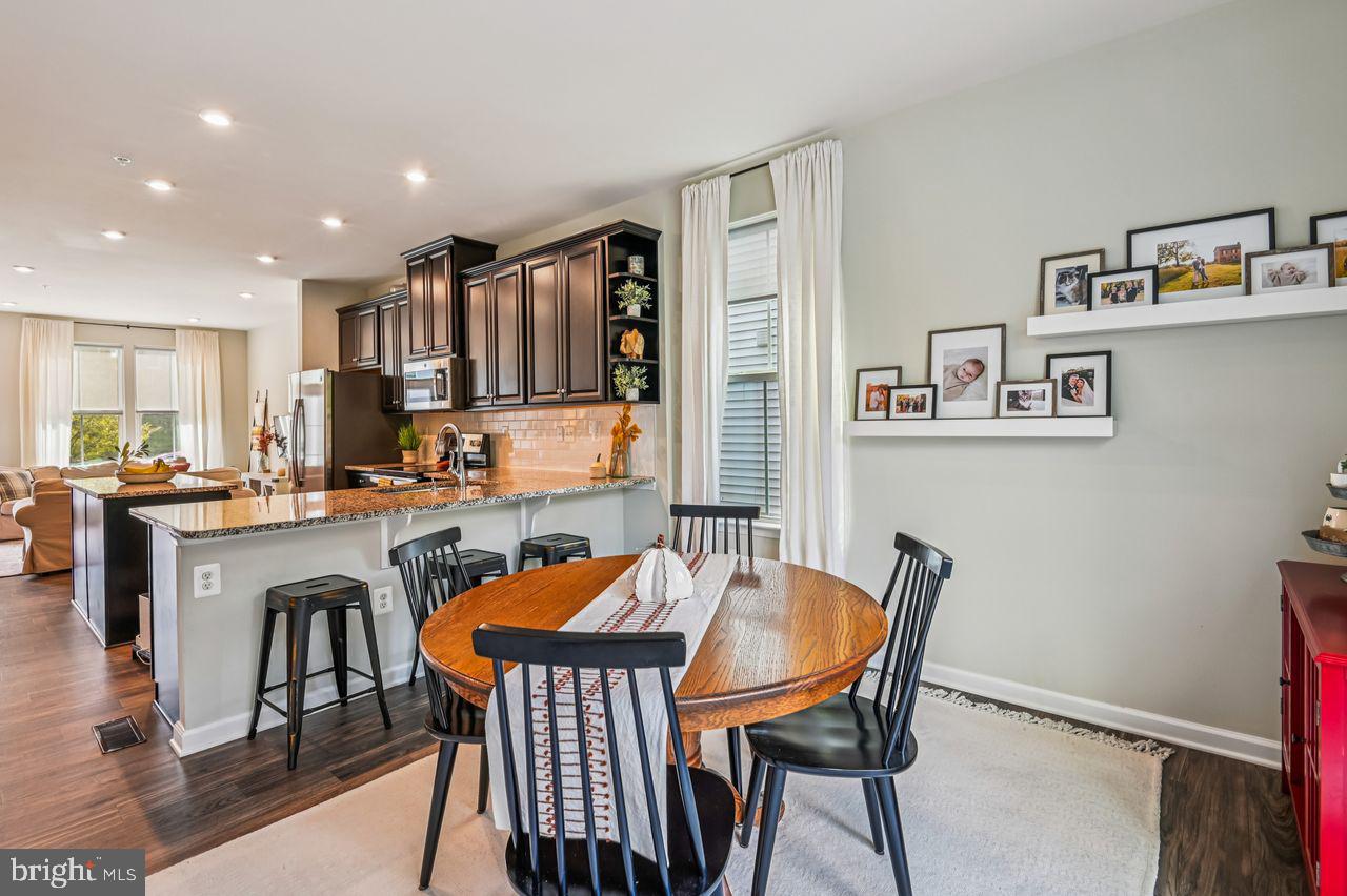 CEDAR HILL - Residential