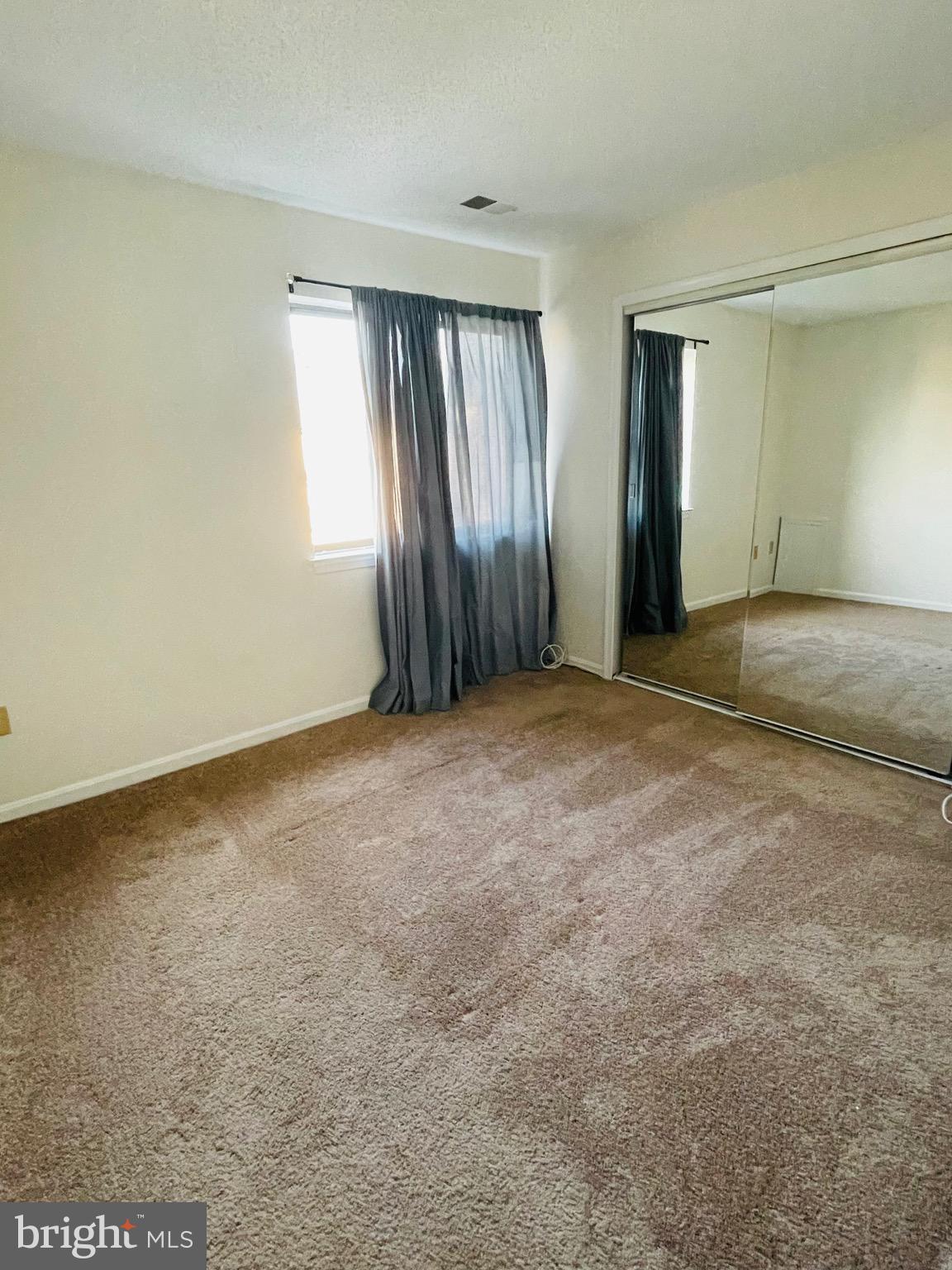 THE TIERS OF LAUREL LAKE - Residential Lease