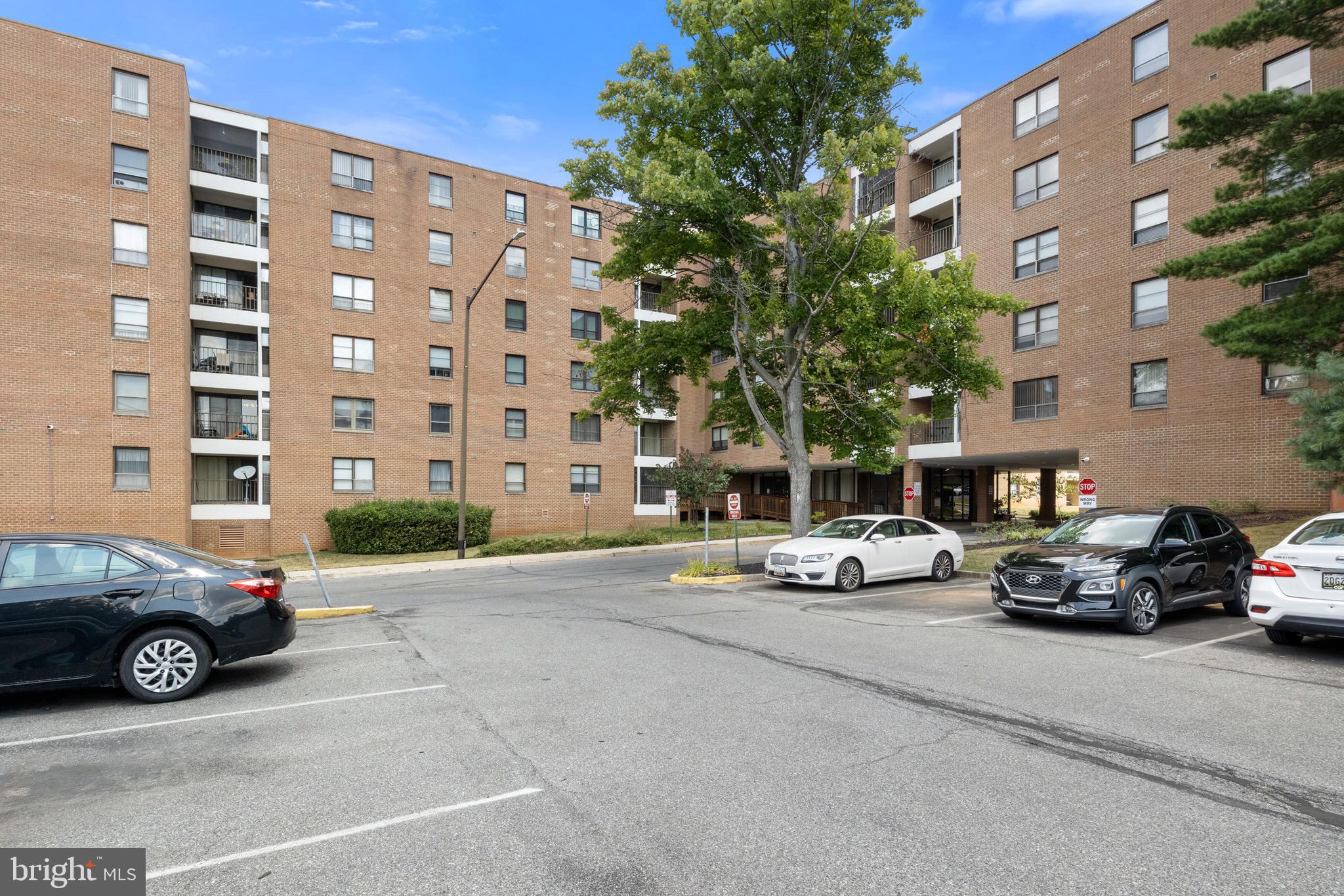 THE ELMONT - Residential