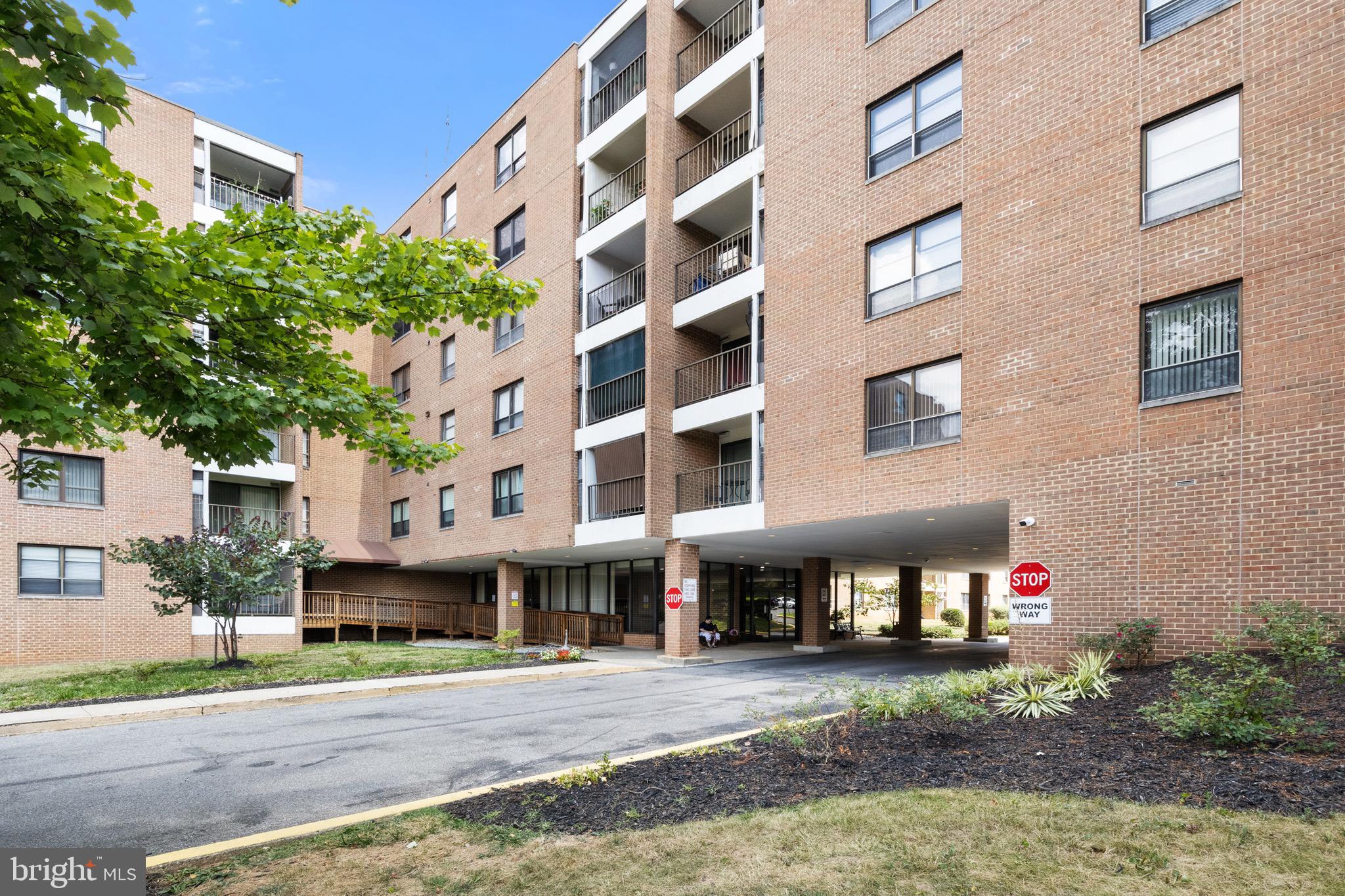 THE ELMONT - Residential