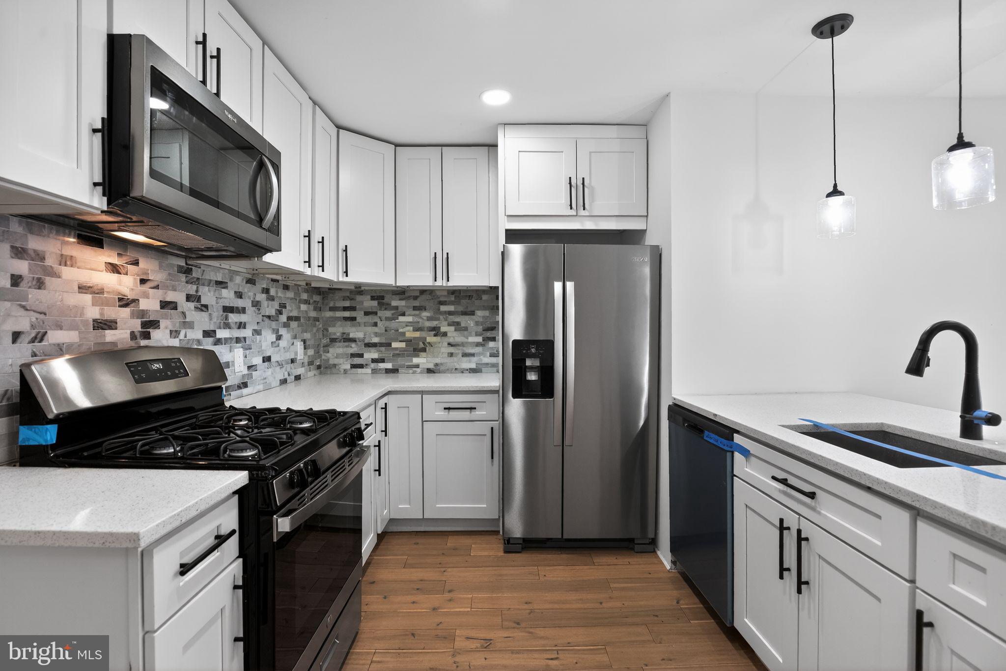 GREGORY FARMS - Residential