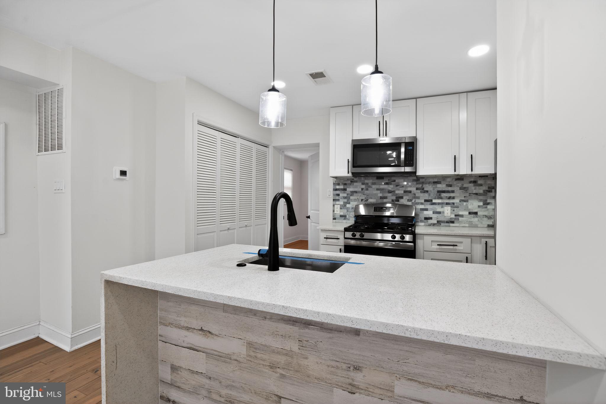 GREGORY FARMS - Residential