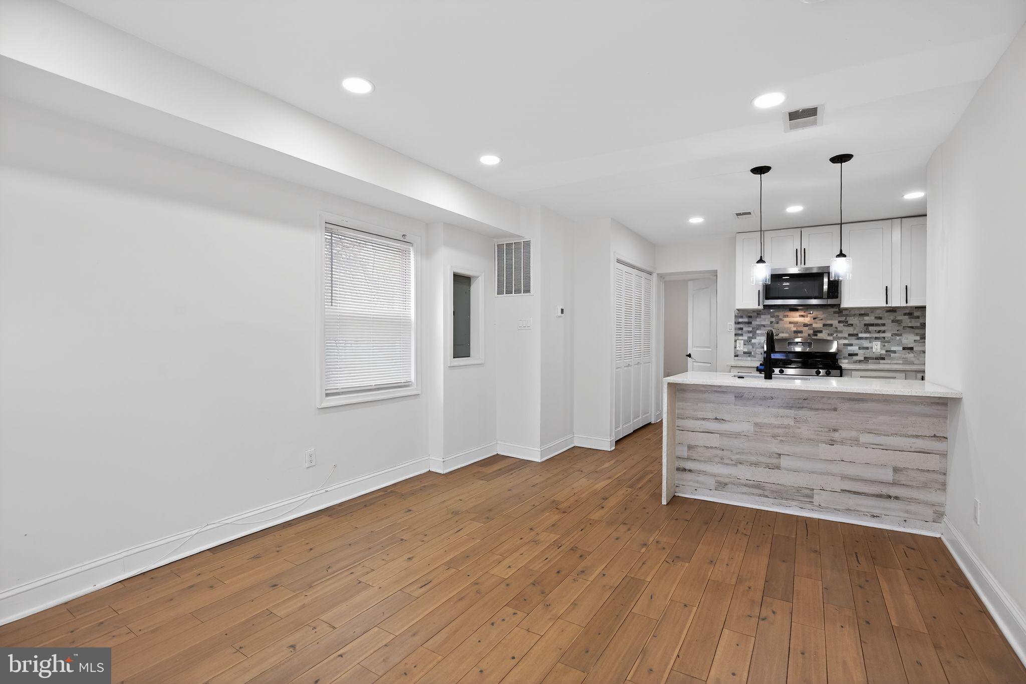 GREGORY FARMS - Residential