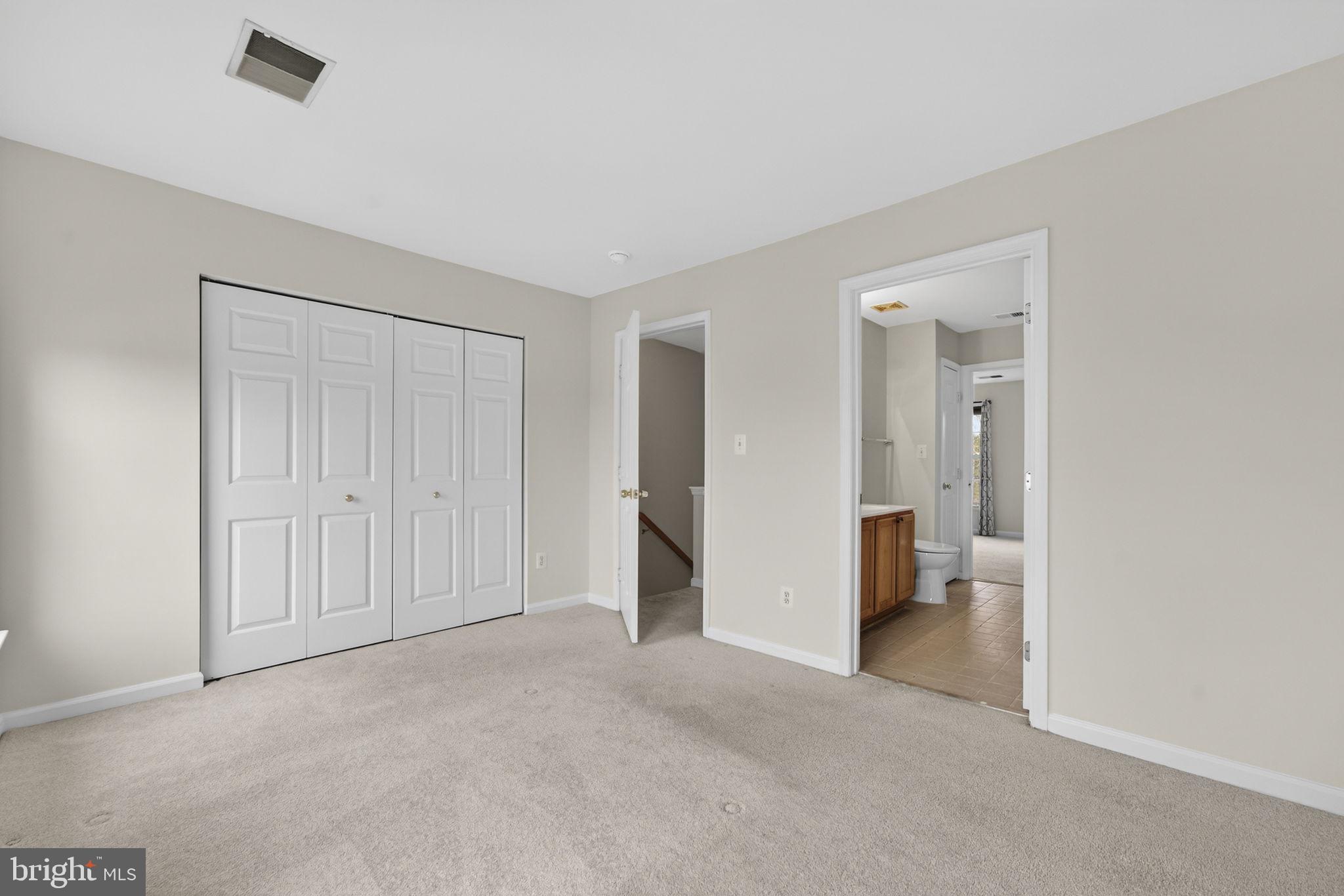 COMPTON VILLAGE - Residential