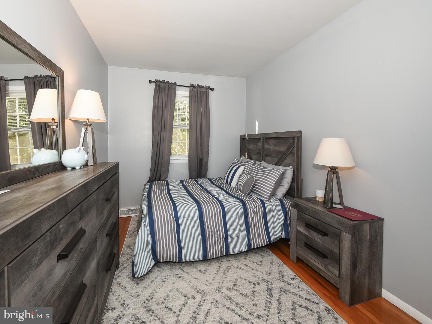 ABINGTON WOODS - Residential Lease