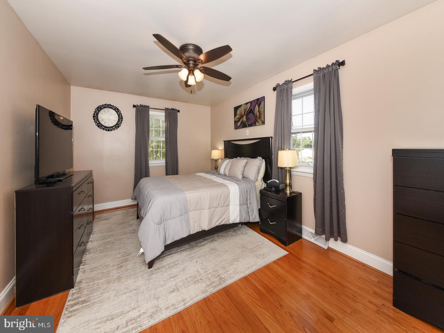 ABINGTON WOODS - Residential Lease