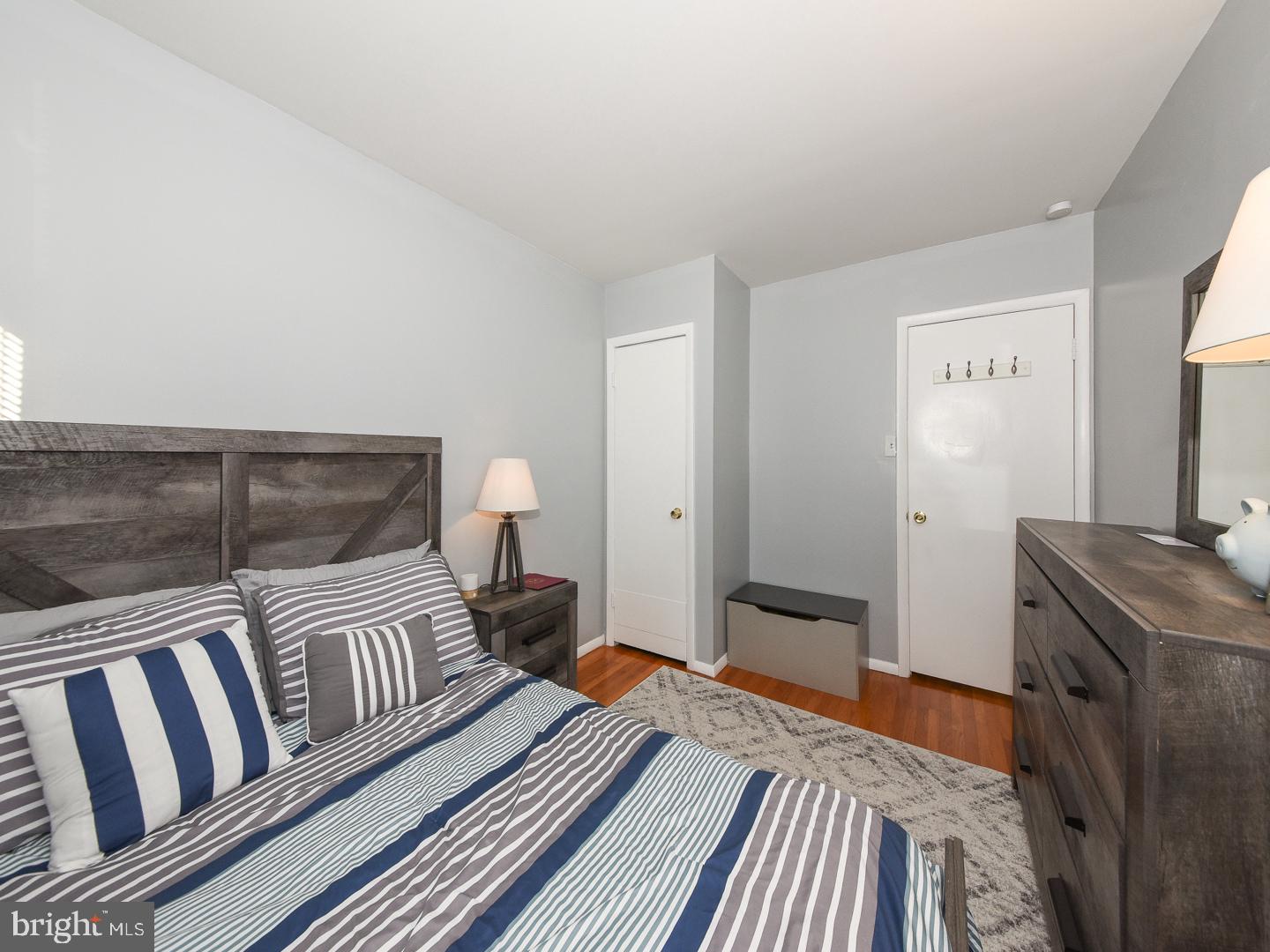 ABINGTON WOODS - Residential Lease