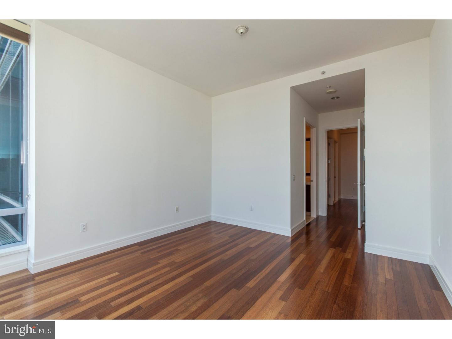 AVENUE OF THE ARTS - Residential