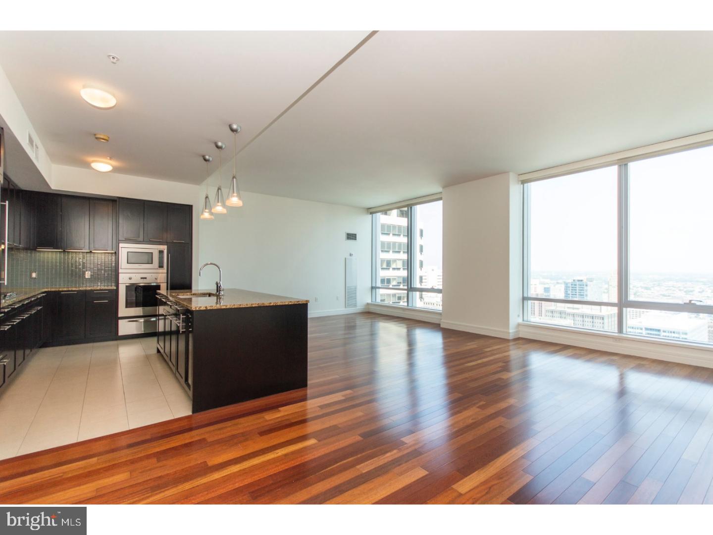 AVENUE OF THE ARTS - Residential