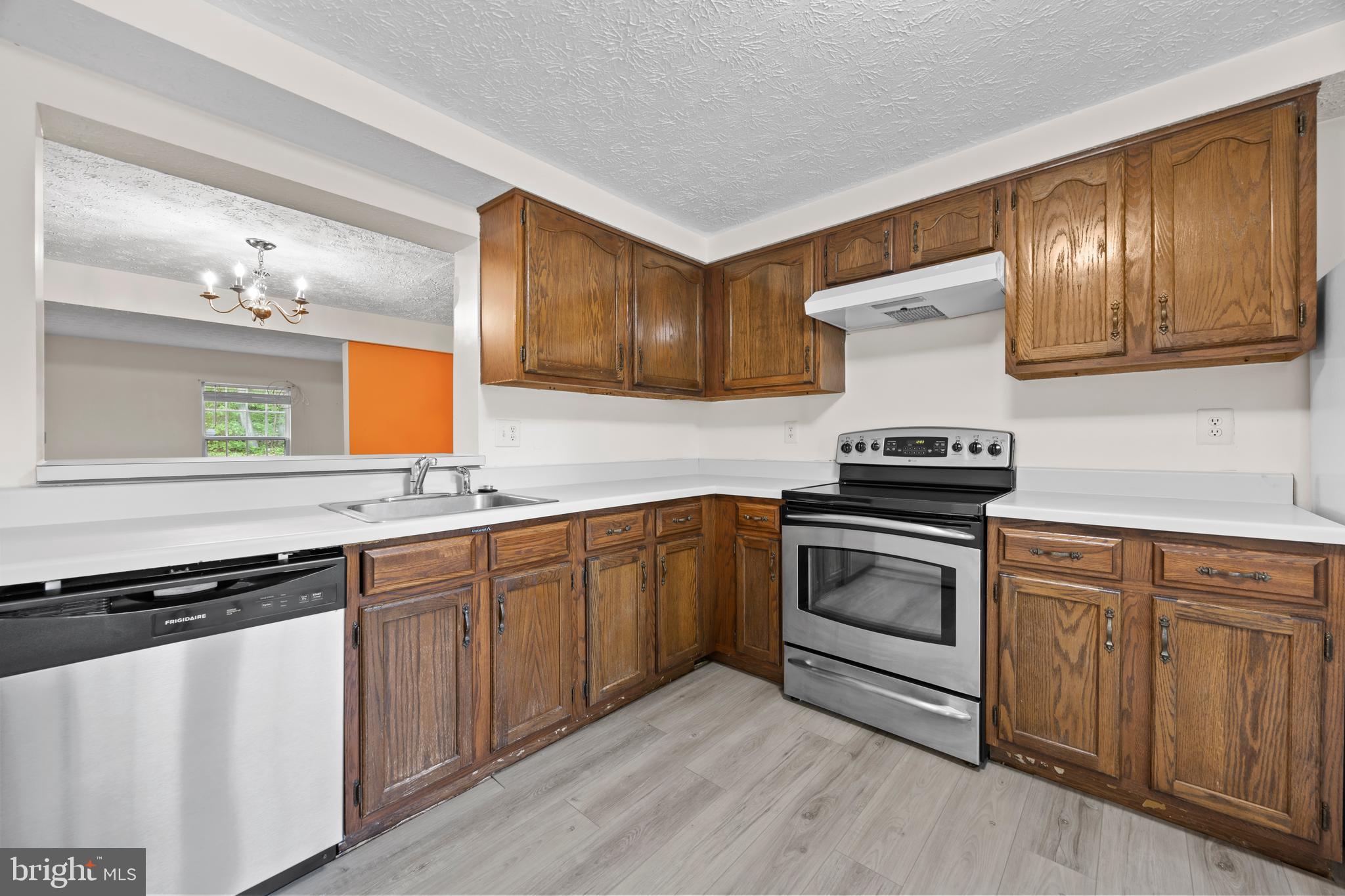GREEN HOLLY WOODS - Residential