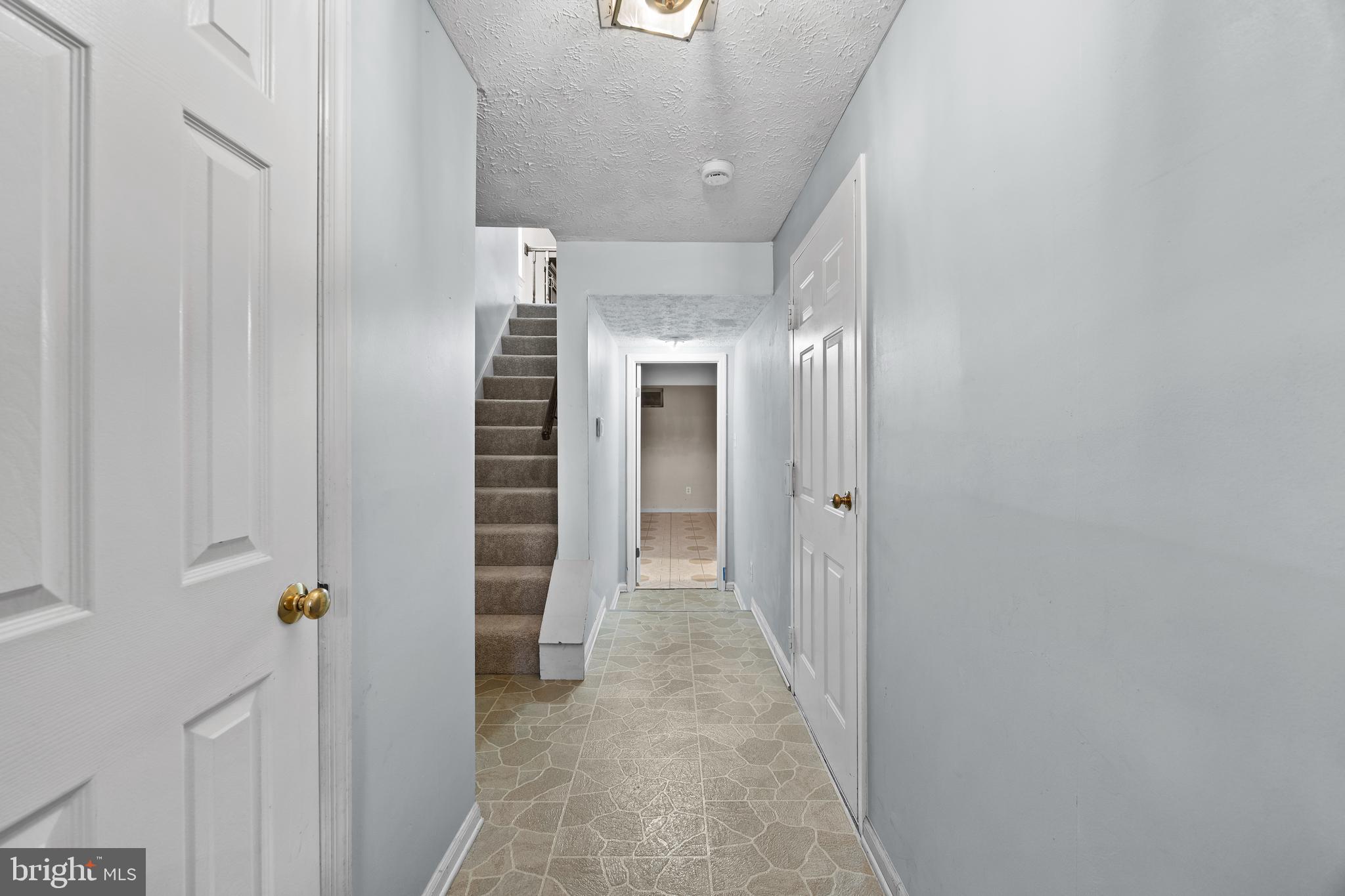 GREEN HOLLY WOODS - Residential