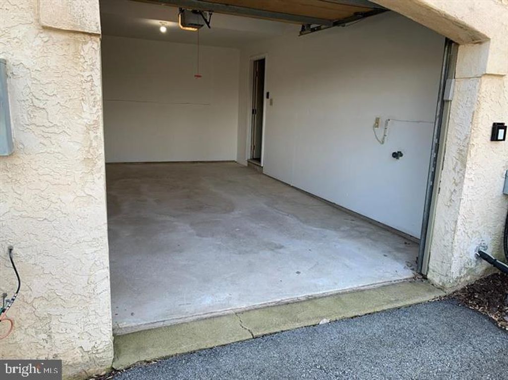 Photo of 468 Lynetree Drive, WEST CHESTER, PA 19380 (MLS # PACT2117786)