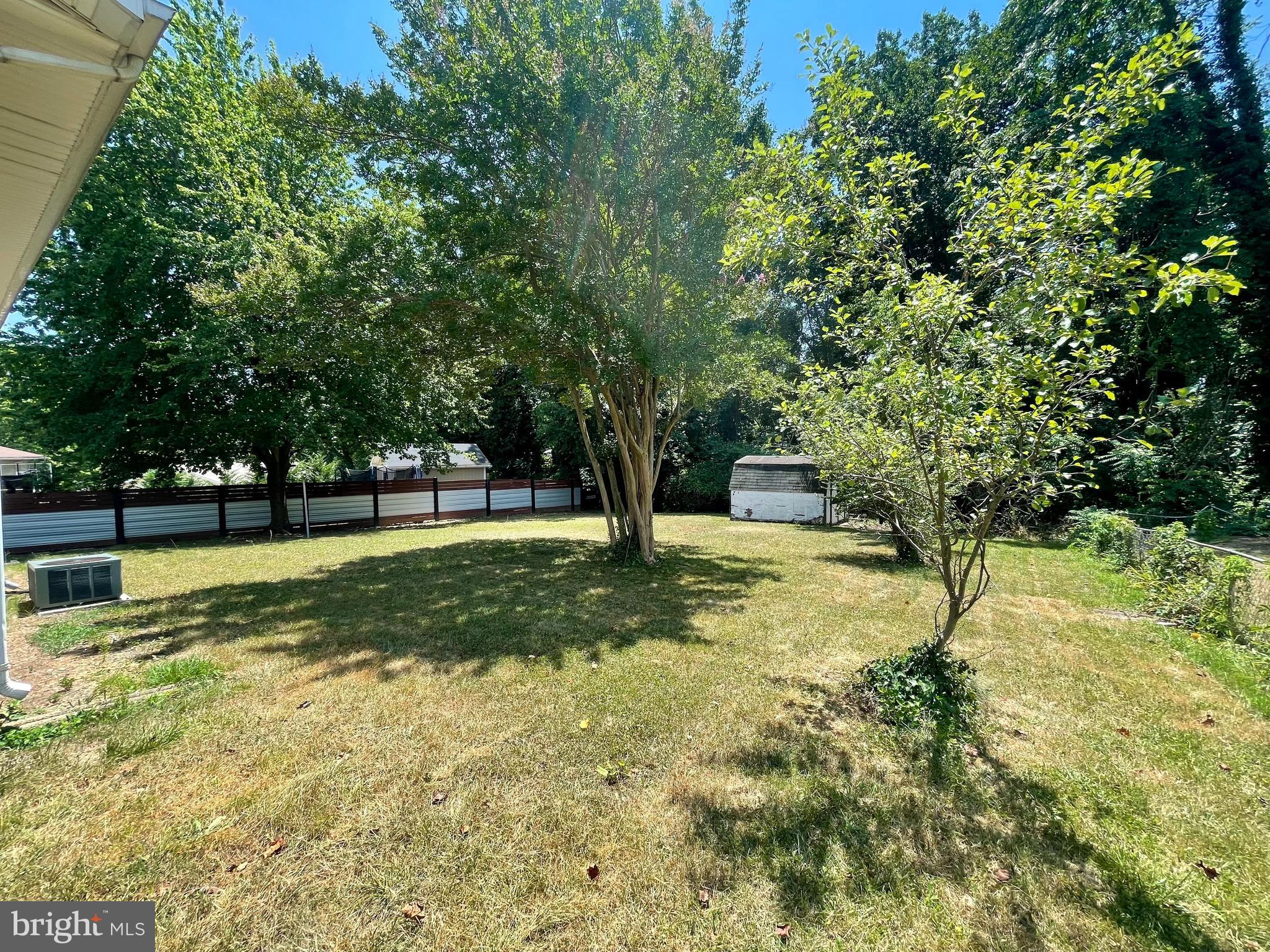 BURGUNDY FARM - Residential Lease