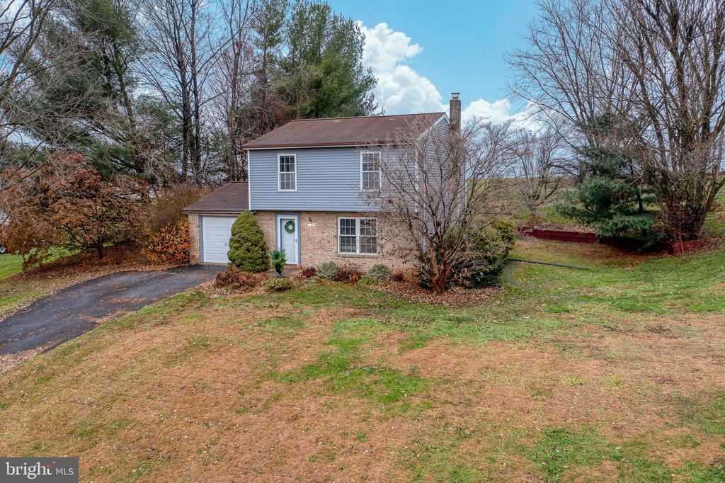 Photo of 116 TRACY BERG RD, LANCASTER, PA 17603 (MLS # PALA2028686)