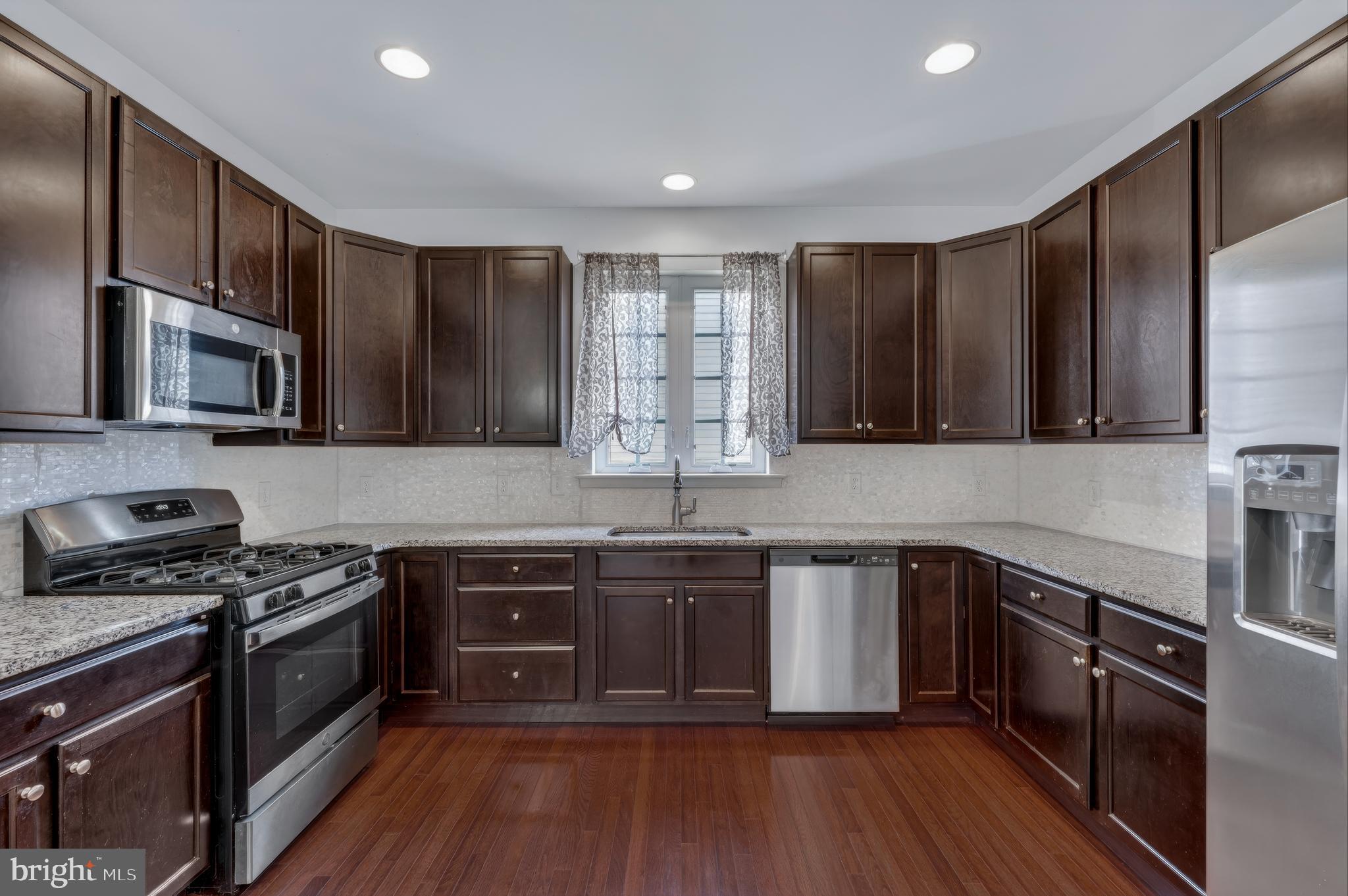 ASHLAND - Residential