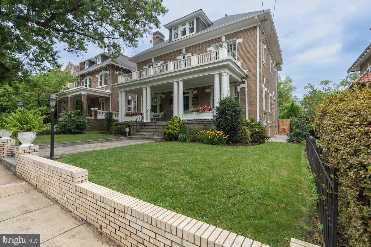 1605 VARNUM STREET NW