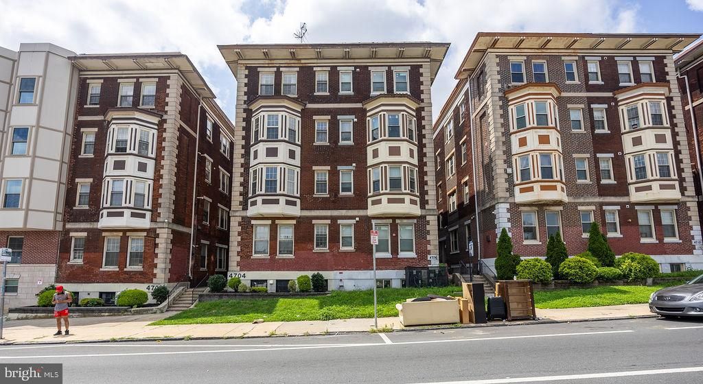 Photo of 4706 Chestnut Street #4A, PHILADELPHIA, PA 19139 (MLS # PAPH2572492)