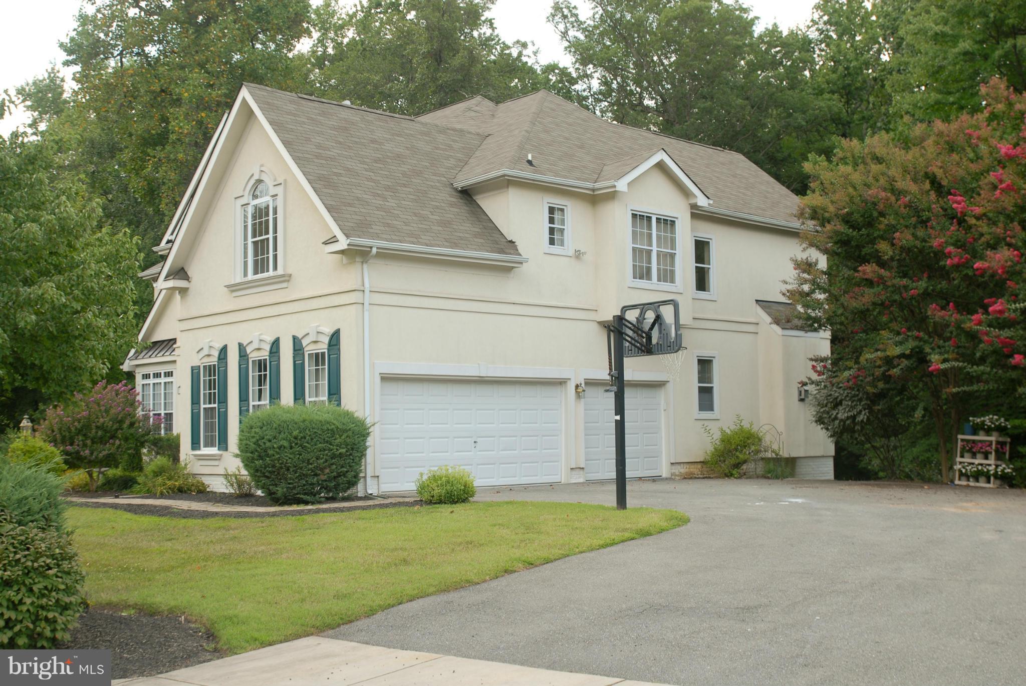 PROSPECT WOODS - Residential