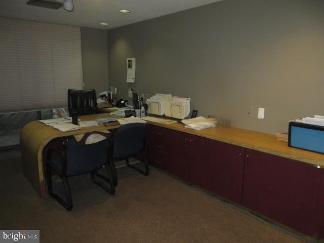 RITTENHOUSE SQUARE - Commercial Sale