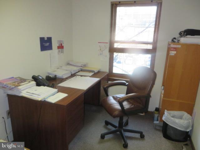 RITTENHOUSE SQUARE - Commercial Sale