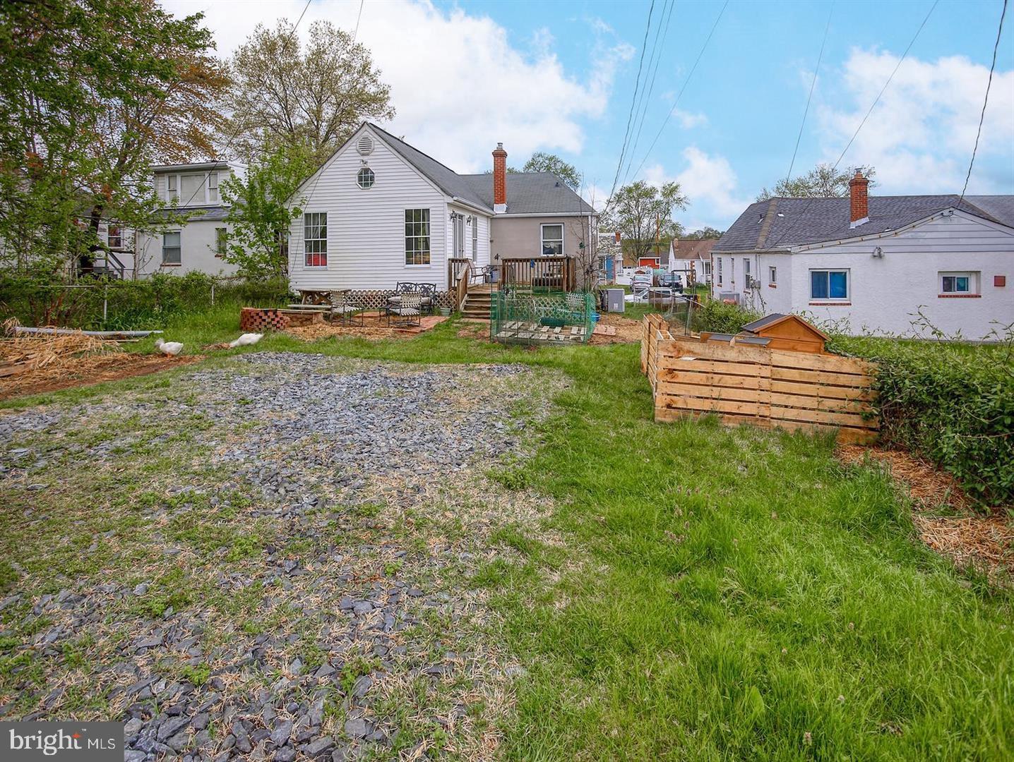 ELMWOOD - Residential