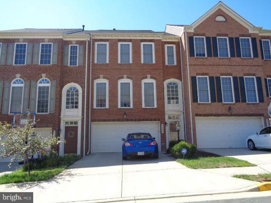 GORGEOUS 3 LEVEL TOWNHOME WITH 3 LEVEL BUMPOUT ON ALL LEVELS. GRANITE CTOPS, STAINLESS STEEL APP,  3 SIDED FIREPLACE, HUGE DECK AND PATIO LEAD TO FENCED BACK YARD, HARDWOOD ON MAIN LEVEL, NEWLY PAINTED AREAS, 2 CAR GARAGE, HOME IN GREAT CONDITON. CALL TO SCHEDULE APPOINTMENT DUE TO DOG AND SECURITY SYSTEM.