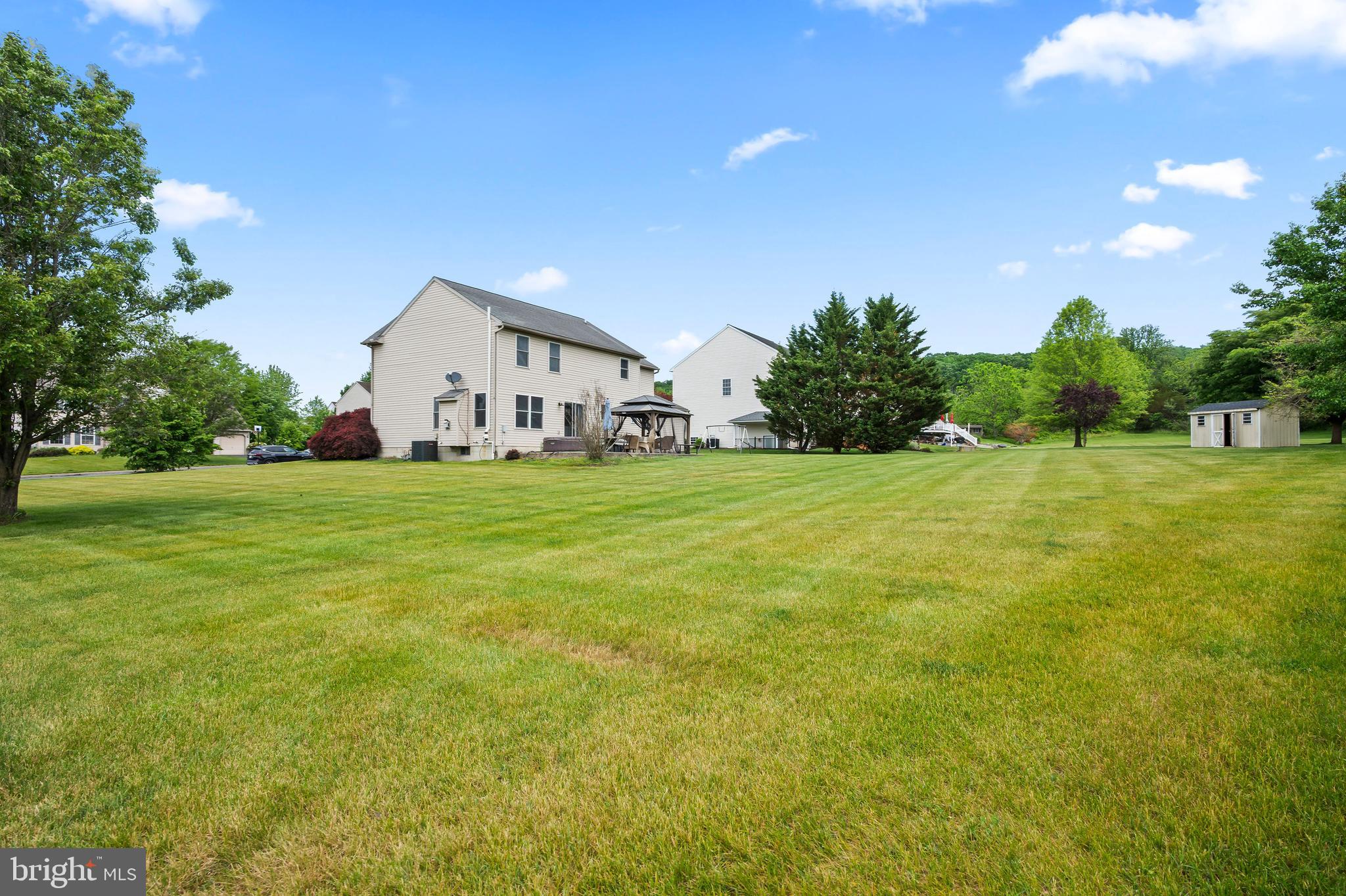 PLEASANT MEADOWS - Residential
