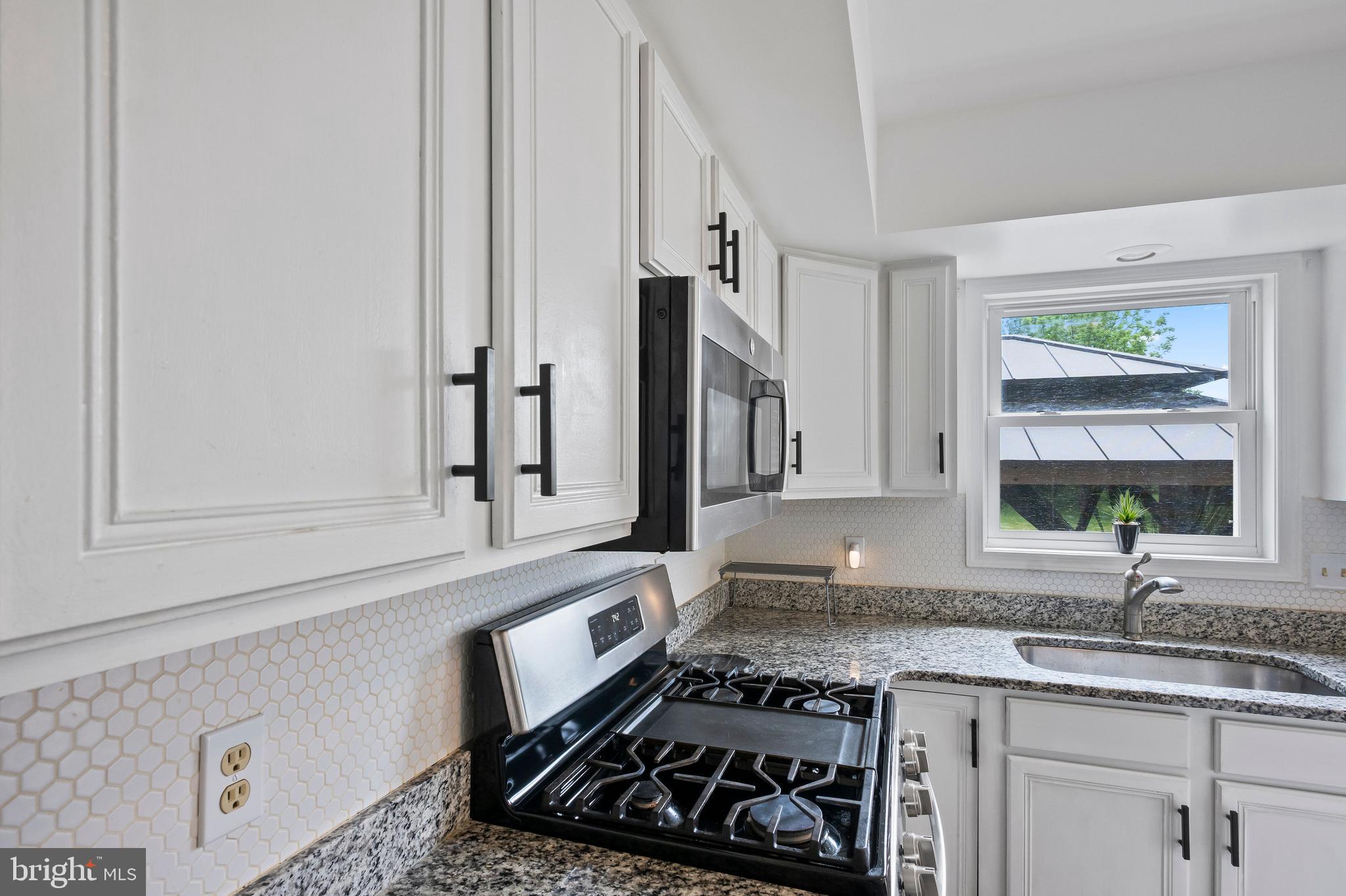 PLEASANT MEADOWS - Residential